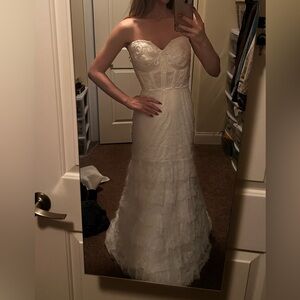 Pnina Tornai Cream Lace wedding Gown